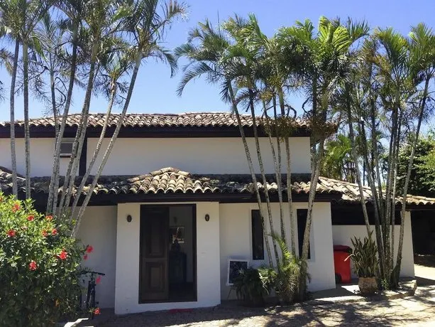 De la Paz Guest House - Image 1