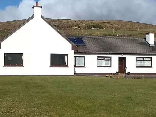 Currane Lodge - Image 1