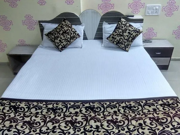 Hotel Sagar Residency - Image 1