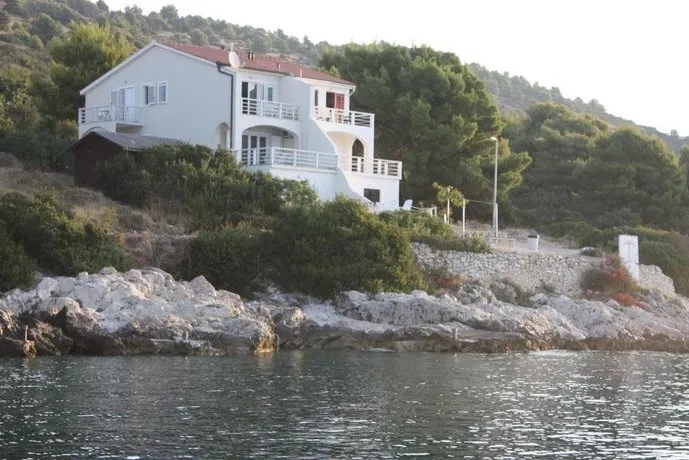 Villa Avalon - Image 1
