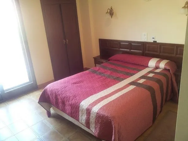 Hotel Carmen - Image 1