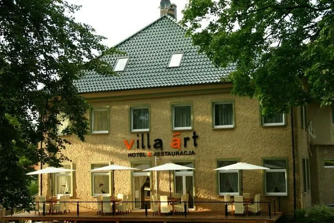 Villa Art - Image 1