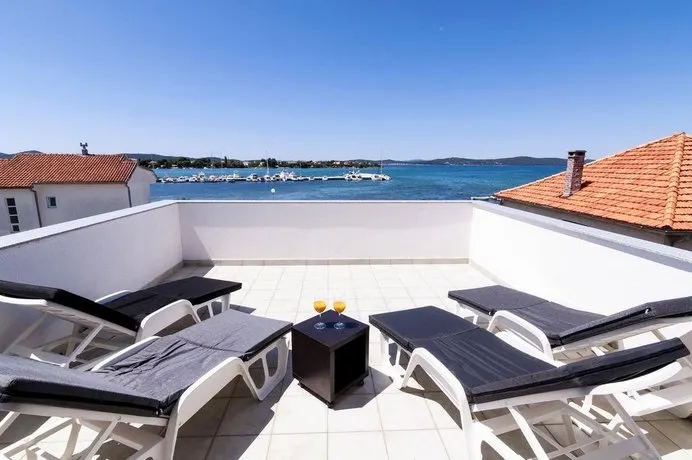 White Residence Accommodation - Image 1