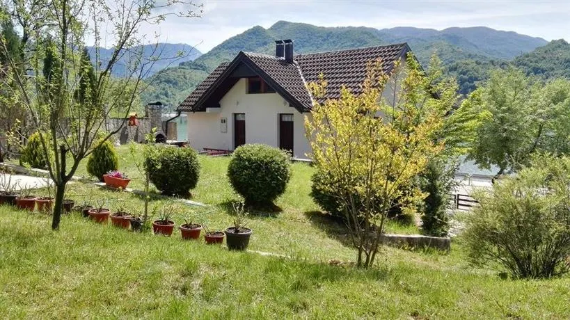 Apartments Lake Relax - Image 1
