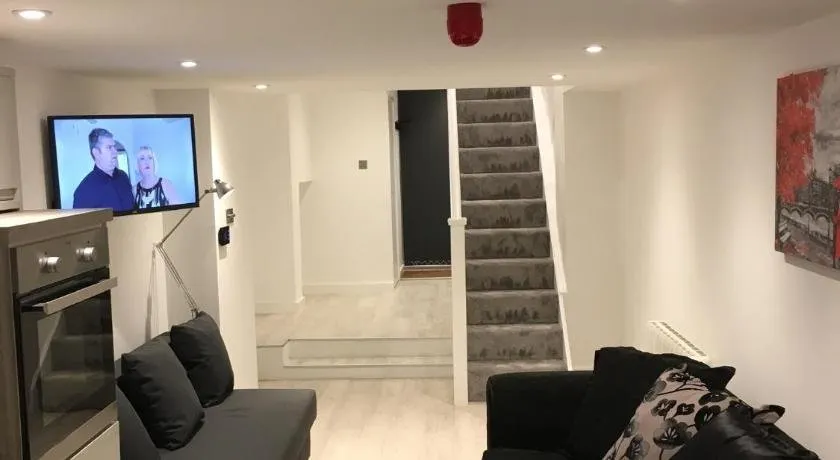 The Snap Pad Boutique Apartment - Image 1