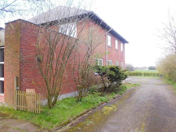 TAARUPLEJREN - Image 1