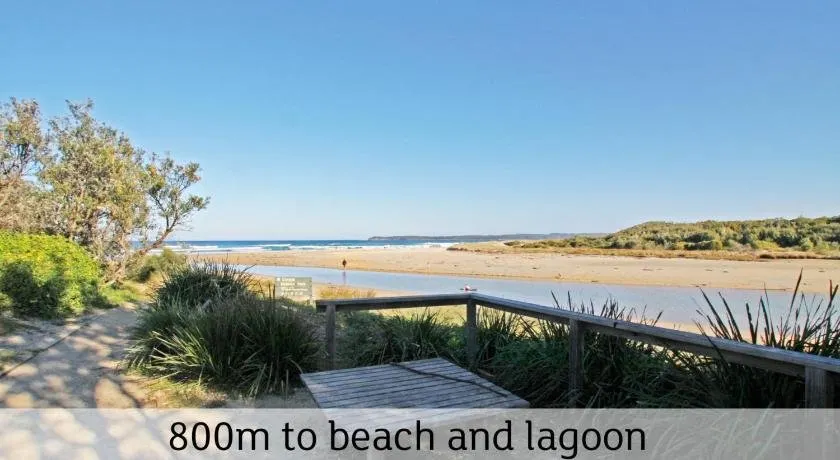 Nanny's Beach House - Image 1