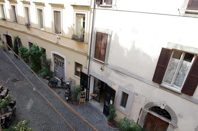 Vacanze Romane Centro Storico Trastevere - Image 1
