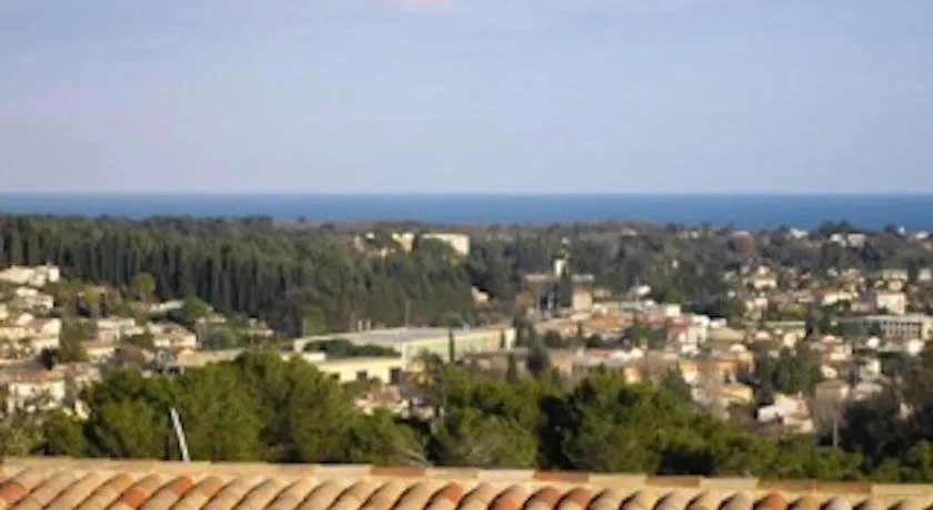 Sleep In Biot - Image 1
