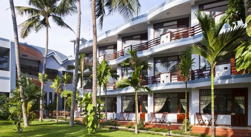 Coral Sea Resort - Image 1