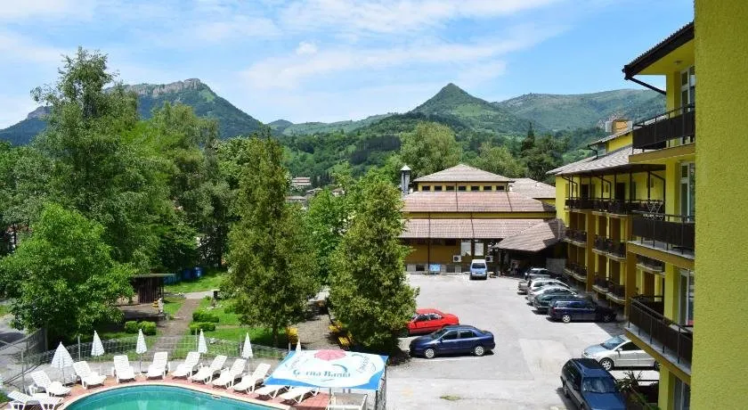 Hotel Zdravets - Image 1