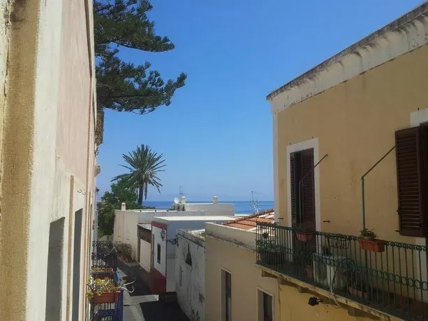 Appartamenti a Salina - Image 1