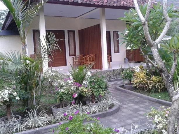 Star S Bungalow - Image 1