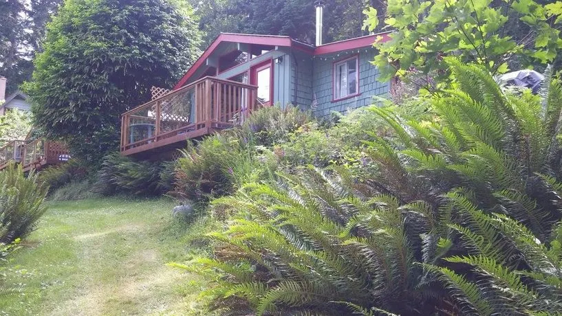 Maple Ridge Cottages - Image 1