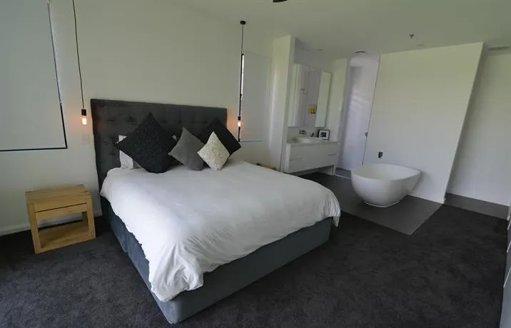 Sirene Palais - Tweed Coast Holidays - Image 1