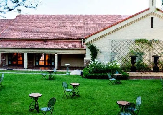 Isiphiwo Boutique Hotel - Image 1