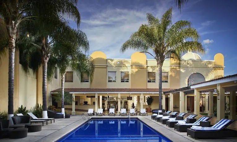 Hotel, Spa & Convention Center Marriot Ixtapan de la Sal - Image 1