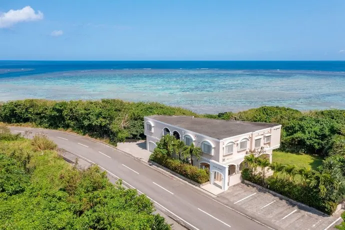 Genius Resort - Image 1