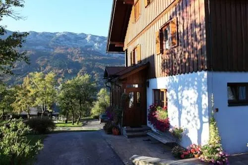 Ferienwohnung Grundlsee , Seeblick , privater Badestrand, Appartement - Image 1