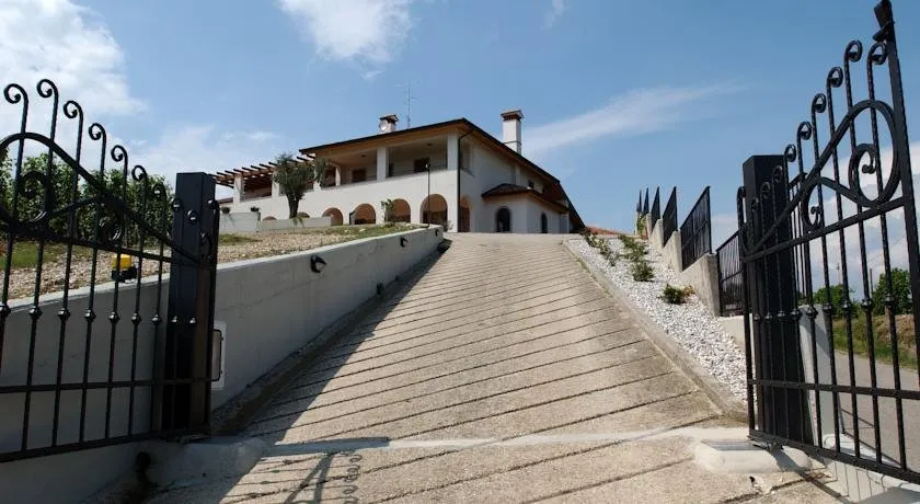 Agriturismo Casa Shangri La - Image 1
