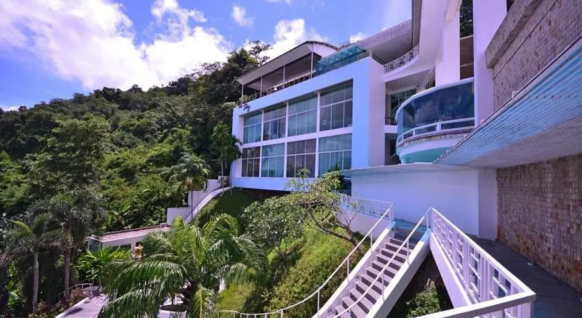 Hilltop Wellness Resort - Image 1