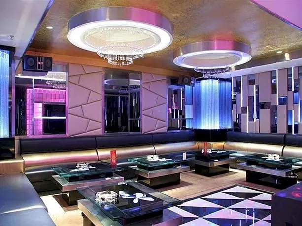 Chongqing Haban Hotel - Image 1