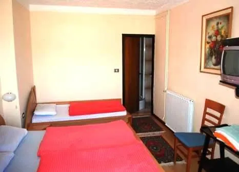 Guest Accommodation Palma - Image 1