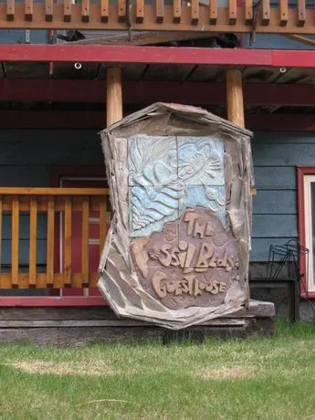 Fossilbeds Guesthouse - Image 1