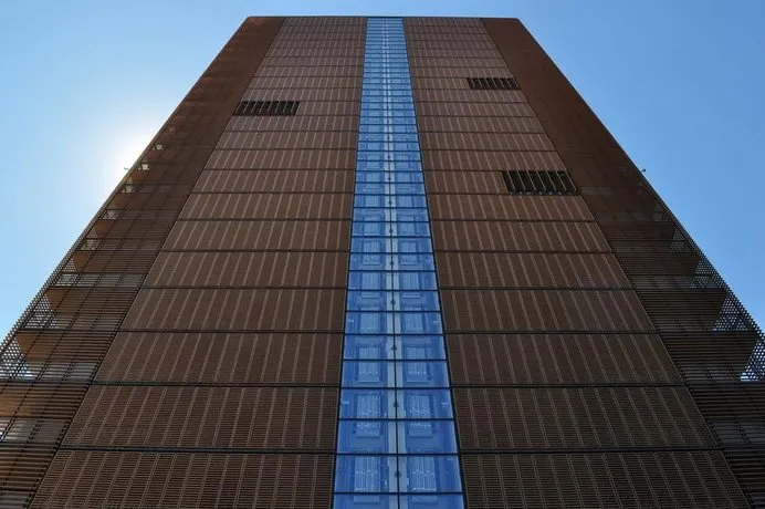 Towerhousemilano - Image 1