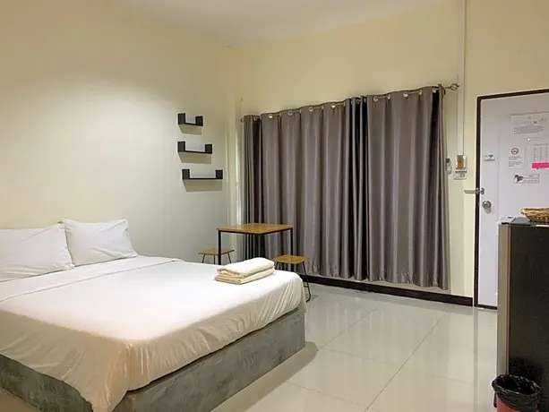 Ban Bunsawaeng Resort - Image 1