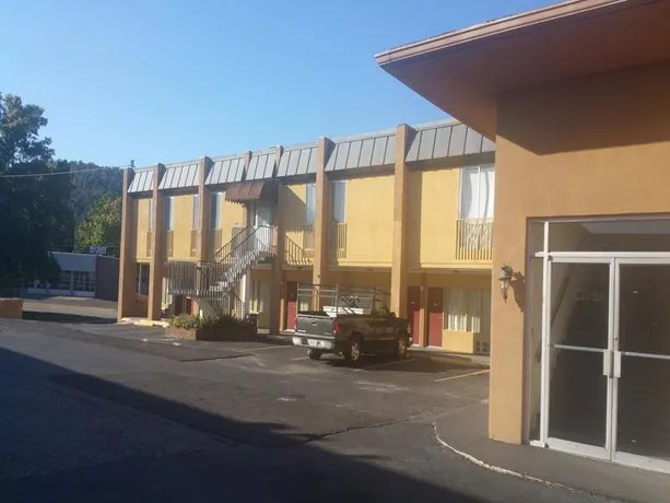 Lotus by Hotel Inn - Hot Springs - Image 1