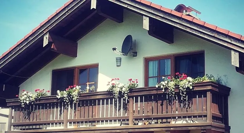 Ferienwohnung Stadlbauernhof (DE Tuntenhausen) - Holzmeier Franziska - Image 1