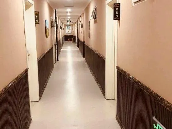 XINYU HOME HOTEL DALIAN - Image 1