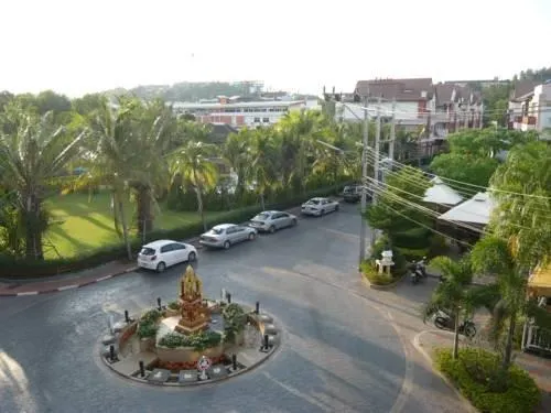 The Retro Siam - Image 1