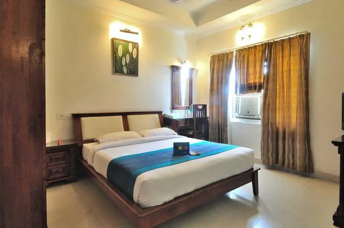FabHotel Shivala-Assi Ghat - Image 1