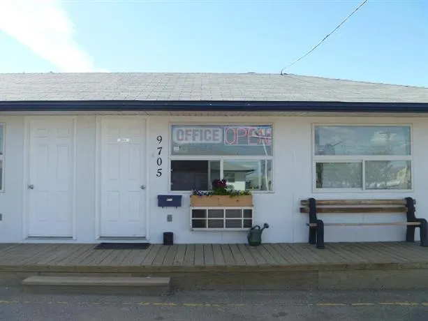 Blue Belle Motel - Image 1