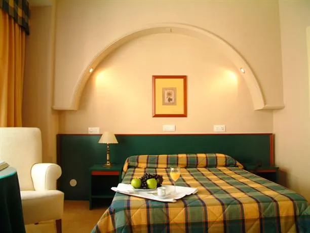 CENTRO RESIDENCIAL TALAVERA - Image 1