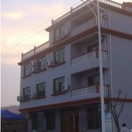 Zhoushan Shengsi Yuelongwan Lodge - Image 1