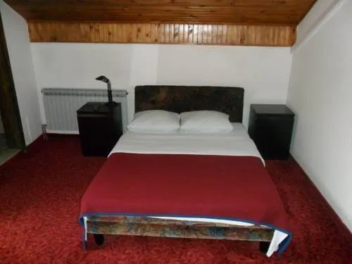 Rooms Cobanija - Image 1