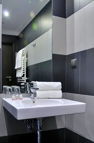 HOTEL PRIME - Image 1
