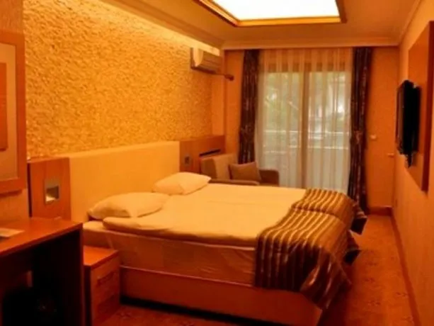 Green Thermal Hotel - Image 1