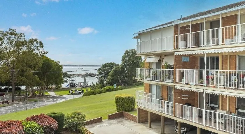 10 'Teramby Court' 104 Magnus Street - In Nelson Bay Cbd With Water Views And Wifi - Image 1