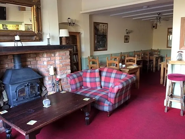 Halfway House Powick - Image 1