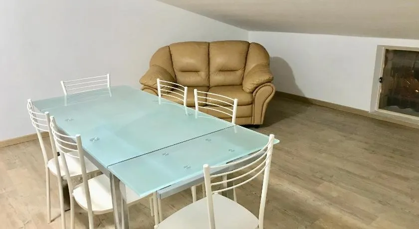 Juliet's House2 - Image 1