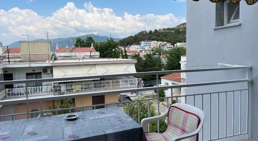 Nikos Rooms - Image 1