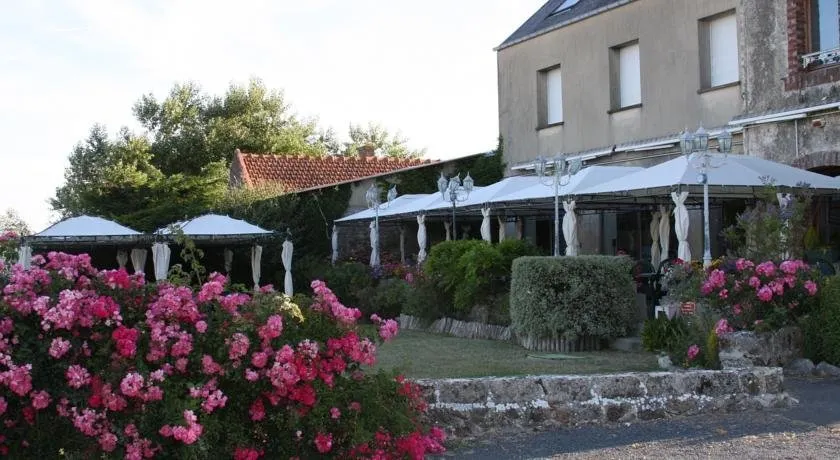 Hostellerie de la Baie - Image 1