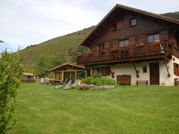 Chalet Le Genepi - Image 1