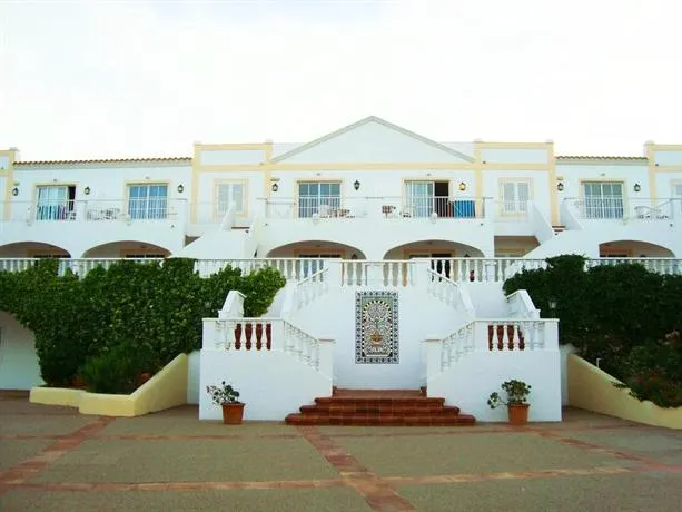 Apartamentos Castell Sol - Image 1