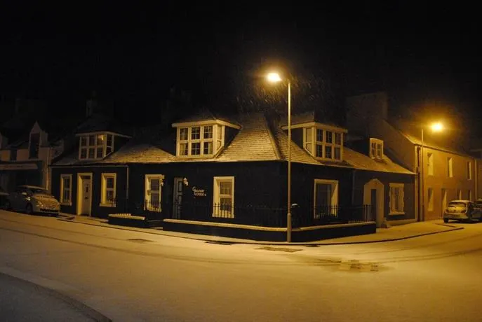 Galloway Cottage - Image 1