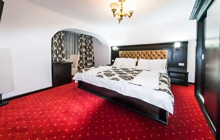 Hotel Blue Night - Image 1